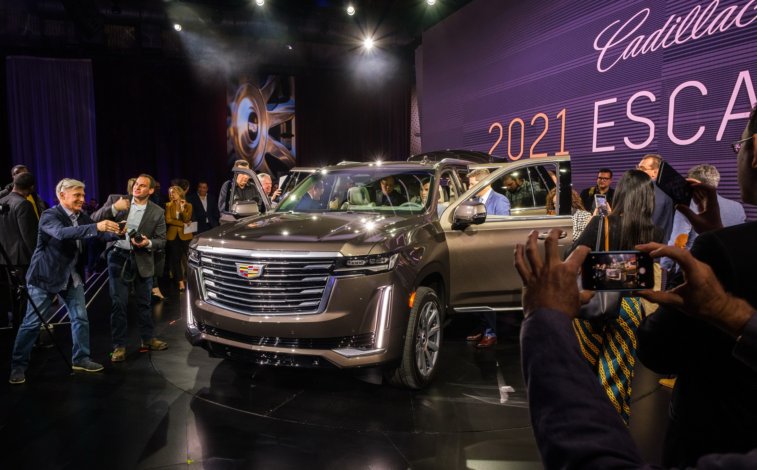2021 Cadillac Escalade resim galerisi