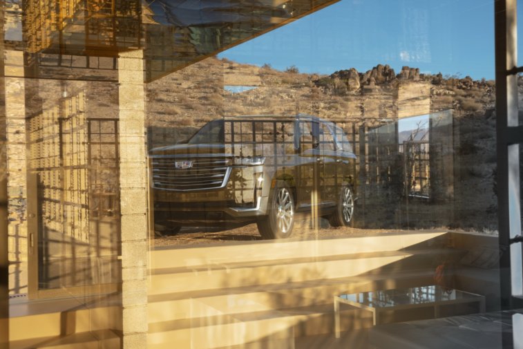 2021 Cadillac Escalade resim galerisi