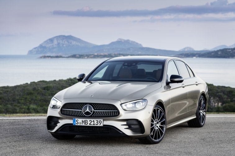 2021 Mercedes Benz E Serisi Yeni Yzyle Tantld