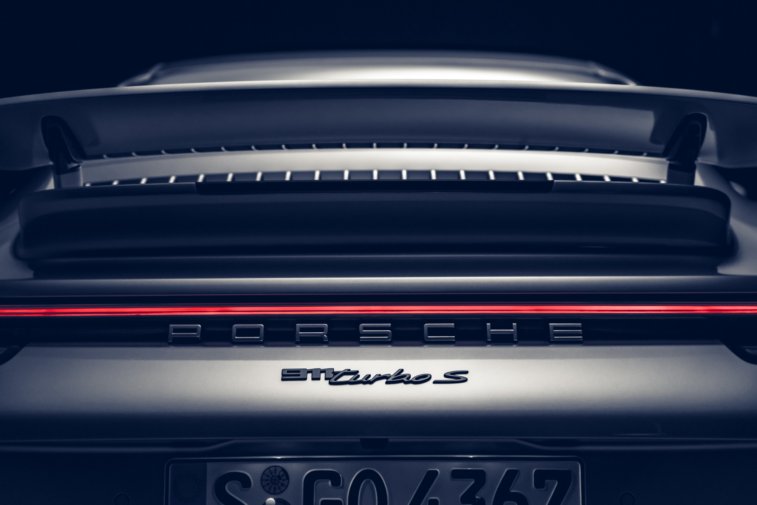 2021 Porsche 911 Turbo S resim galerisi (04.03.2020)