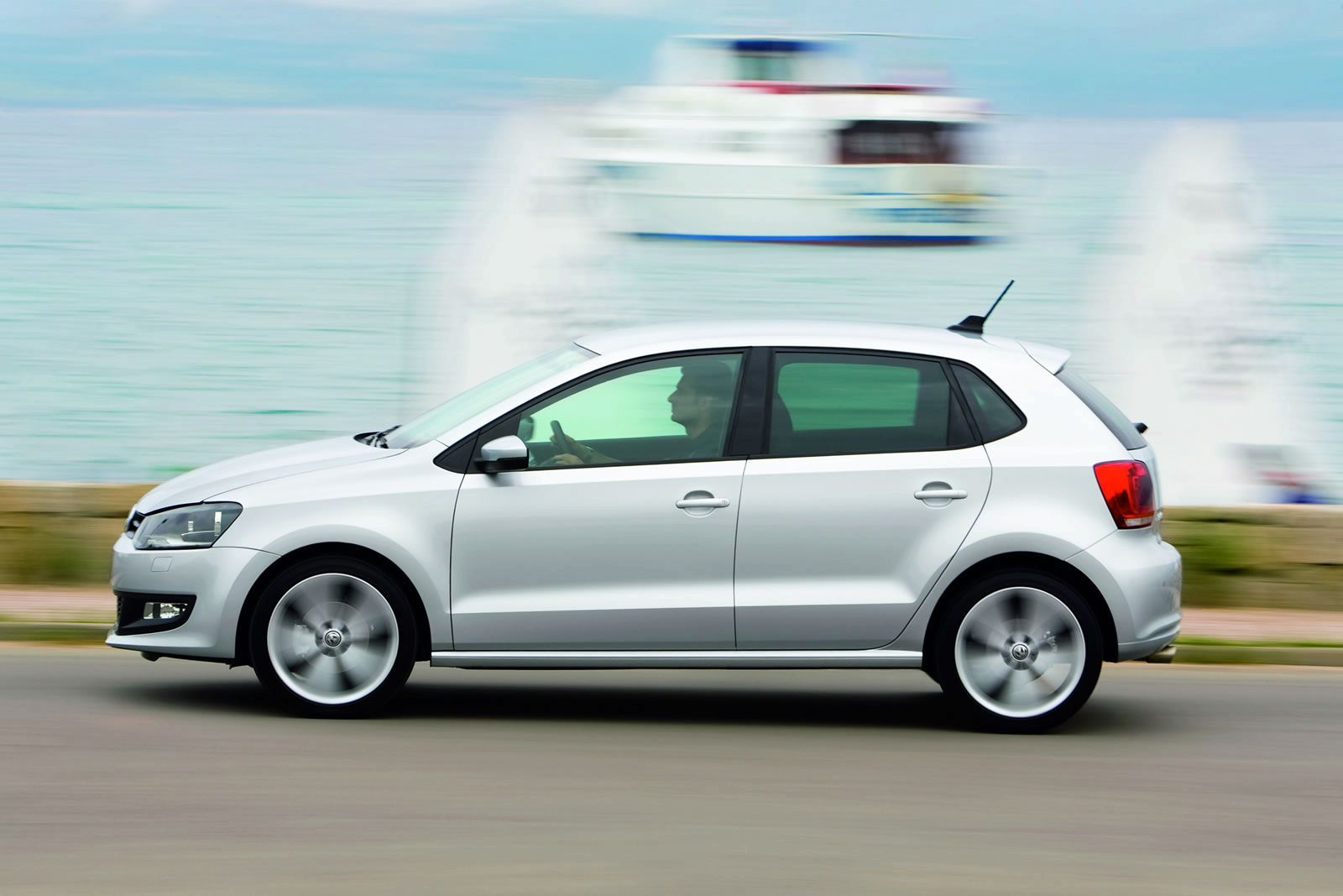 VOLKSWAGEN POLO GALER