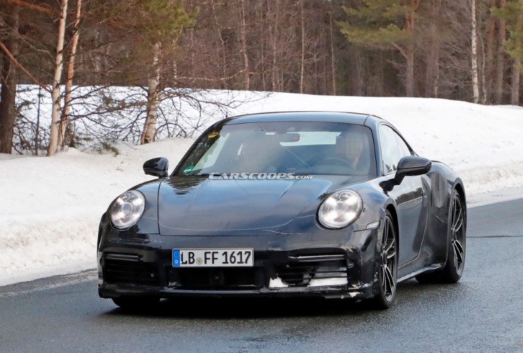 Yeni Porsche 911 Turbo resim galerisi (12.03.2020)