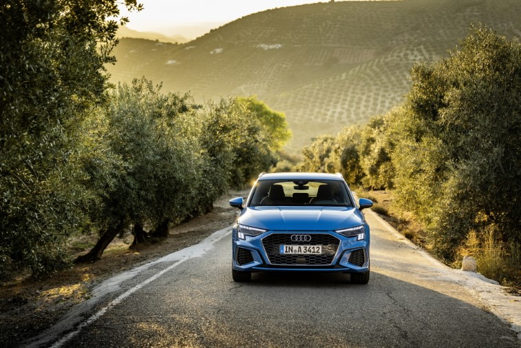 2020 Audi A3 Sportback resim galerisi (01.04.2020)