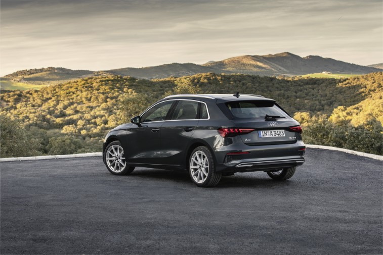 2020 Audi A3 Sportback resim galerisi (01.04.2020)