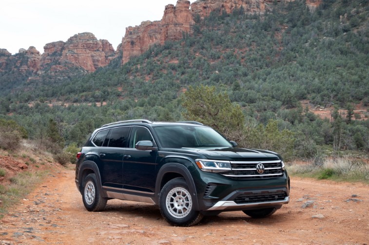 VW Atlas Basecamp Accessory Line resim galerisi