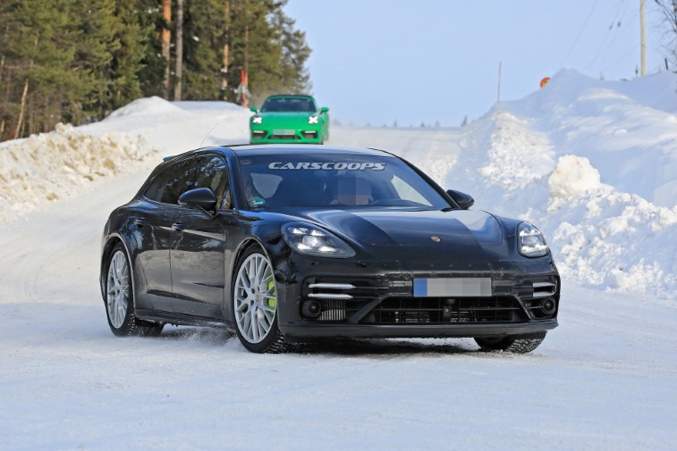 Porsche Panamera Sport Turismo resim galerisi (02.04.2020)