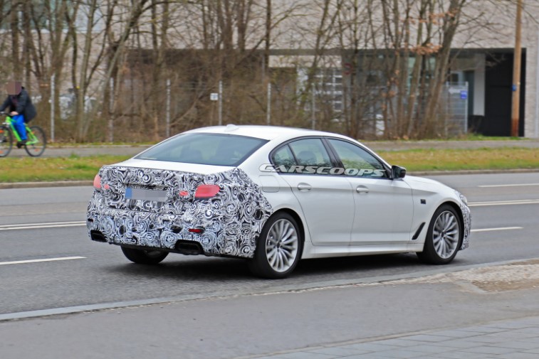 2021 BMW 5-Serisi resim galerisi (02.04.2020)