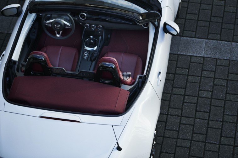 Mazda 100th Anniversary Modelleri resim galerisi 