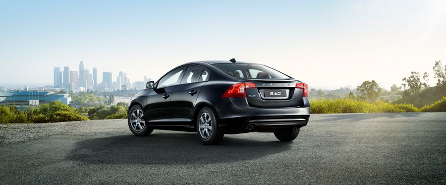 YEN MAKYAJLI 2014 VOLVO S60 GALER (2)