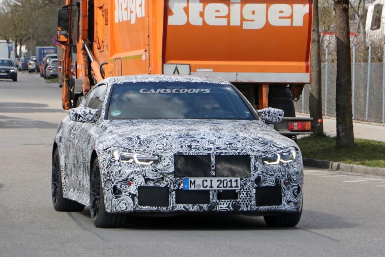 2021 BMW M4 Coupe resim galerisi (16.04.2020)