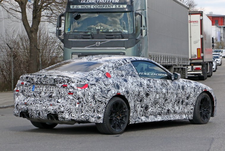 2021 BMW M4 Coupe resim galerisi (16.04.2020)