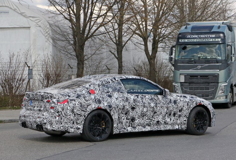 2021 BMW M4 Coupe resim galerisi (16.04.2020)