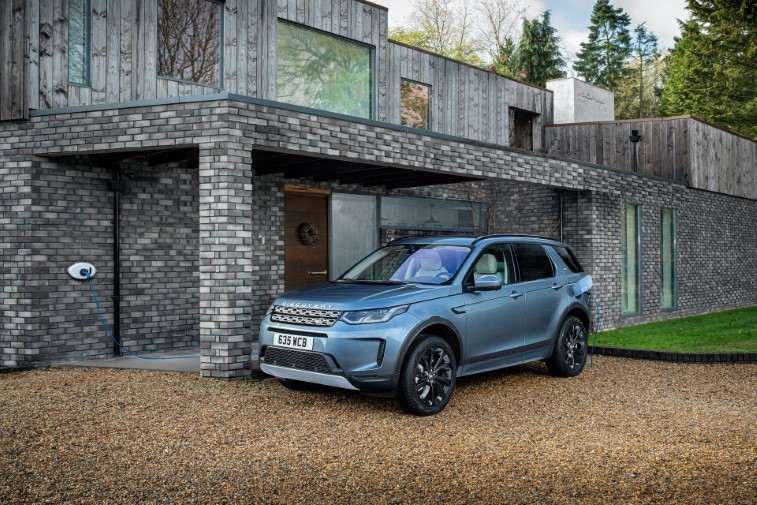 Land Rover Plug-in Hibrit Evoque ve Discovery Sport resim galerisi