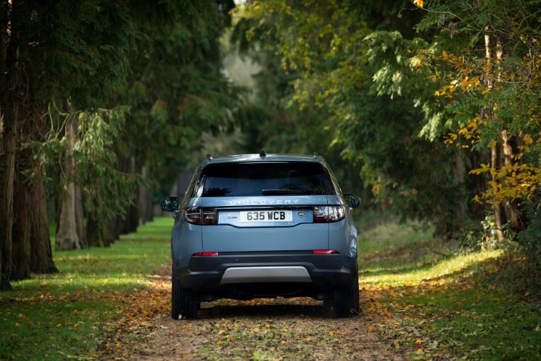Land Rover Plug-in Hibrit Evoque ve Discovery Sport resim galerisi
