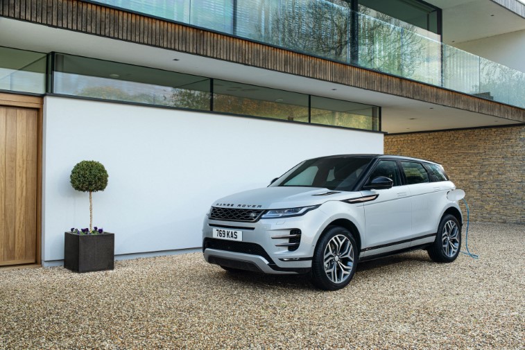 Land Rover Plug-in Hibrit Evoque ve Discovery Sport resim galerisi