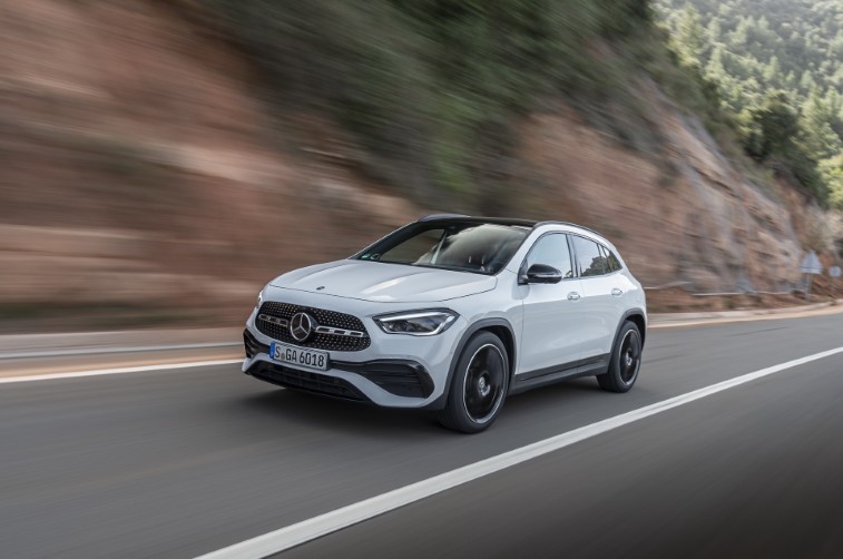 2021 Mercedes-Benz GLA resim galerisi (03.05.2020)