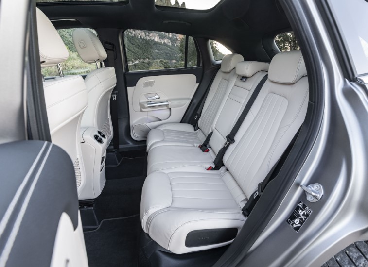 2021 Mercedes-Benz GLA resim galerisi (03.05.2020)