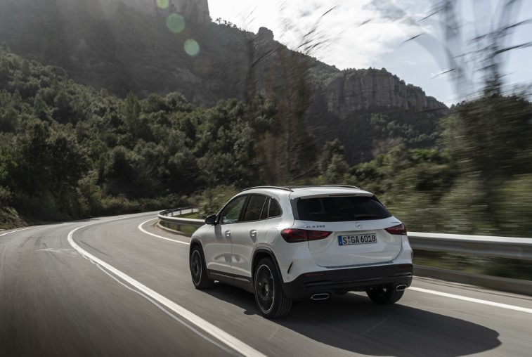 2021 Mercedes-Benz GLA resim galerisi (03.05.2020)