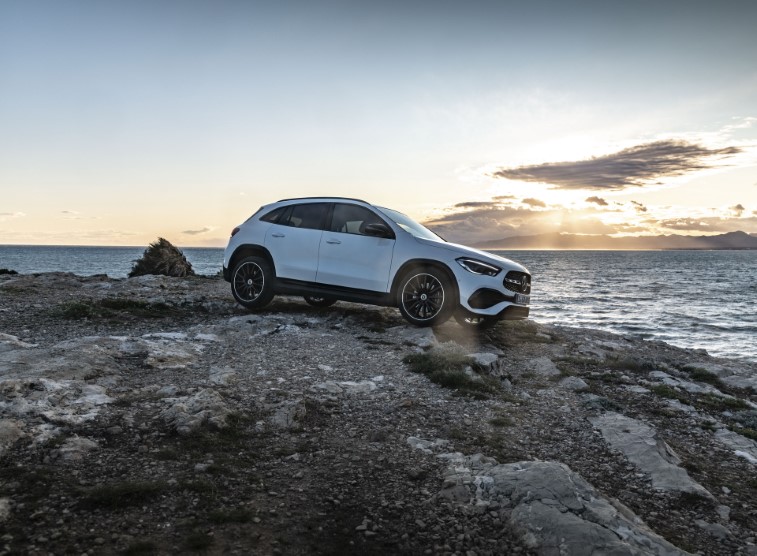 2021 Mercedes-Benz GLA resim galerisi (03.05.2020)