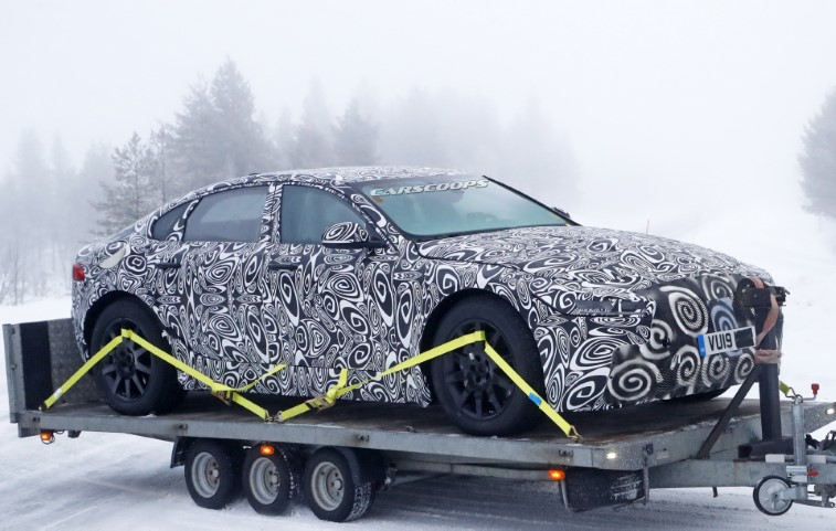 Yeni Jaguar XJ resim galerisi (06.05.2020)