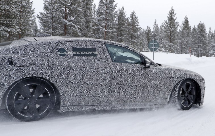 Yeni Jaguar XJ resim galerisi (06.05.2020)