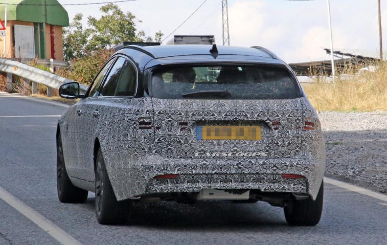 2021 Jaguar XF Sportbrake resim galerisi (07.05.2020)