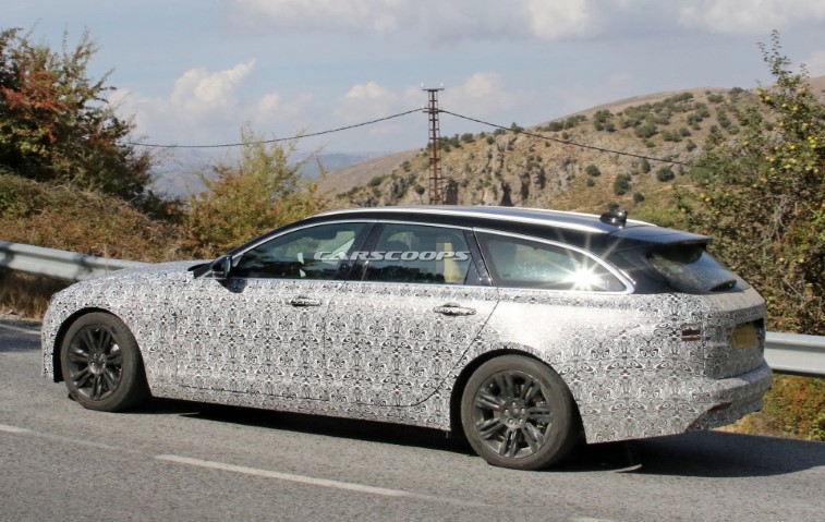 2021 Jaguar XF Sportbrake resim galerisi (07.05.2020)