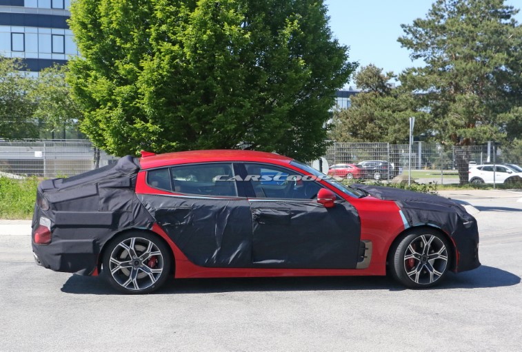 2021 Kia Stinger resim galerisi (07.05.2020)