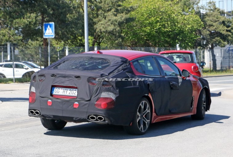 2021 Kia Stinger resim galerisi (07.05.2020)