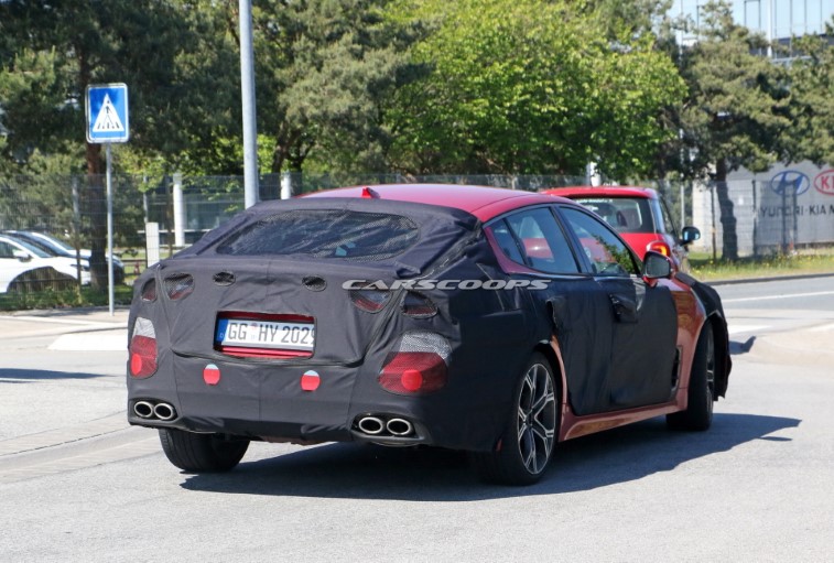2021 Kia Stinger resim galerisi (07.05.2020)