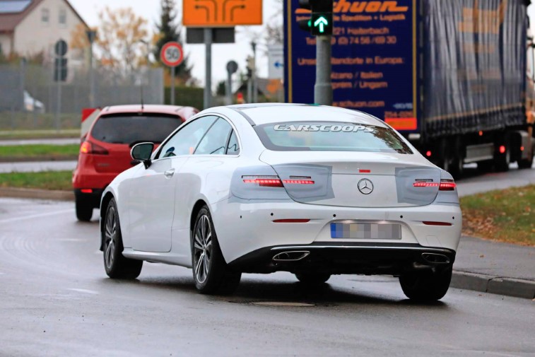 Mercedes E-Serisi Coupe ve Cabrio resim galerisi (20.05.2020)