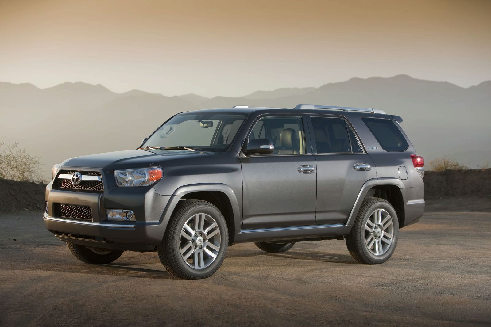 TOYOTA 4RUNNER (2010) GALER