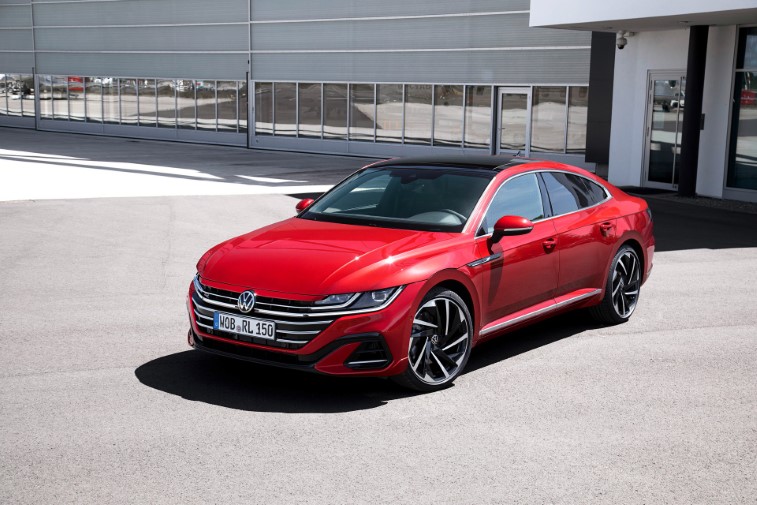 2021 VW Arteon ve Arteon Shooting Brake resim galerisi (24.06.2020)