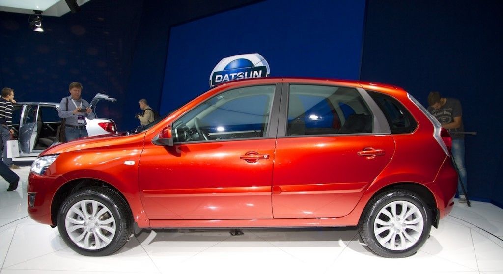 DATSUN M-DO MOSKOVA'DA RESM GALERS