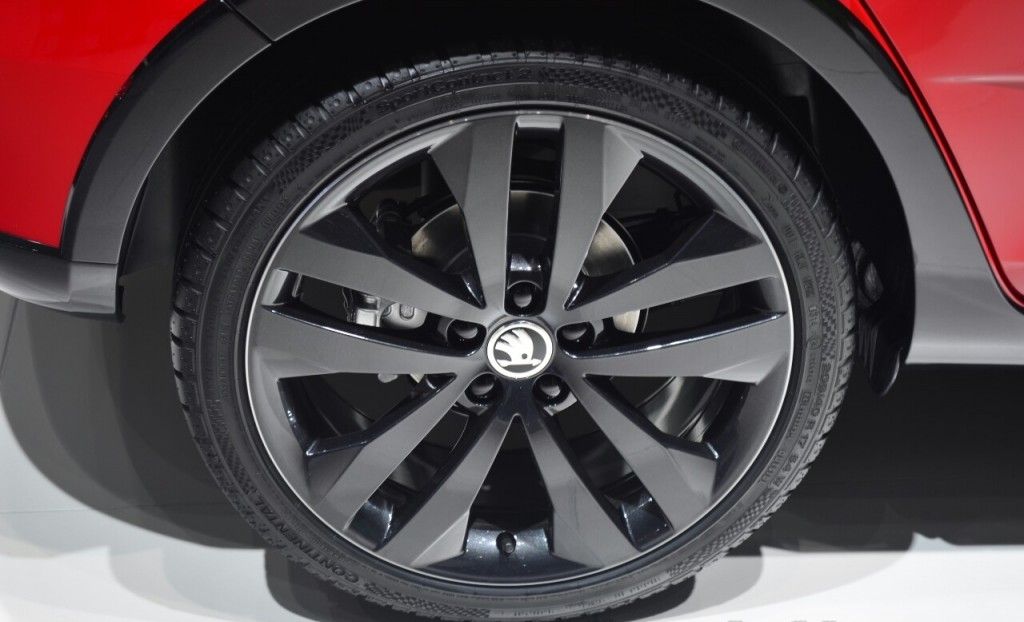 YEN SKODA MONTE CARLO ALES CENEVRE RESM GALERS