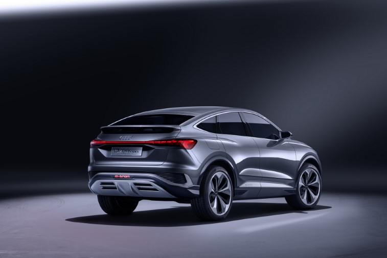 Audi Q4 Sportback E-Tron Konsepti resim galerisi