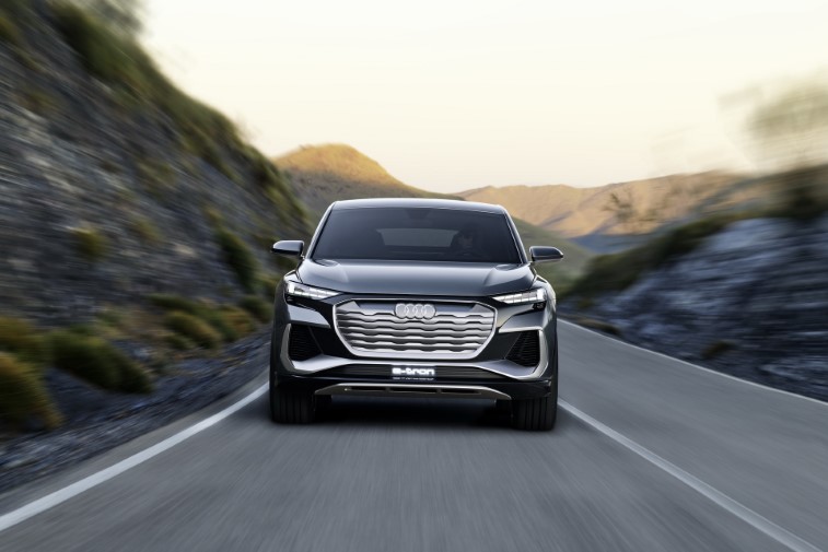 Audi Q4 Sportback E-Tron Konsepti resim galerisi