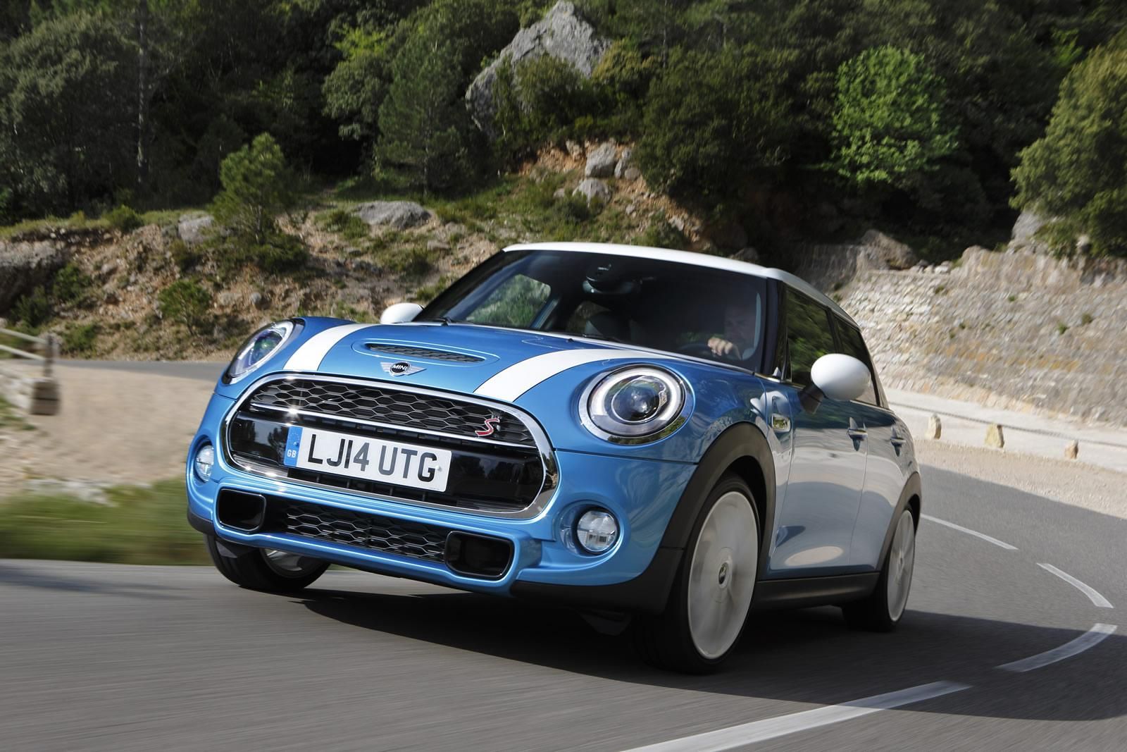 YEN BE KAPILI MN COOPER S DETAYLI RESM GALERS