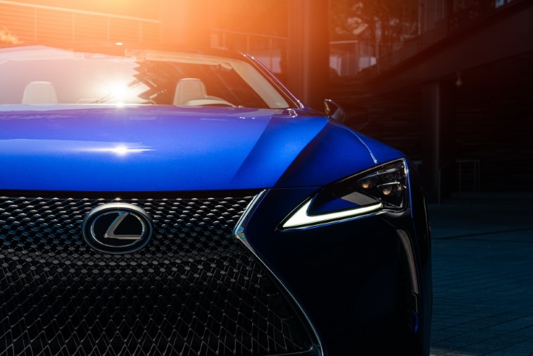 2021 Lexus LC 500 Cabrio Regatta Edition resim galerisi