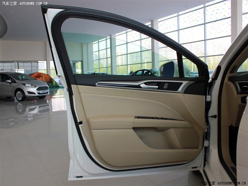 YEN (2014) FORD MONDEO N'DE SATITA RESM GALERS