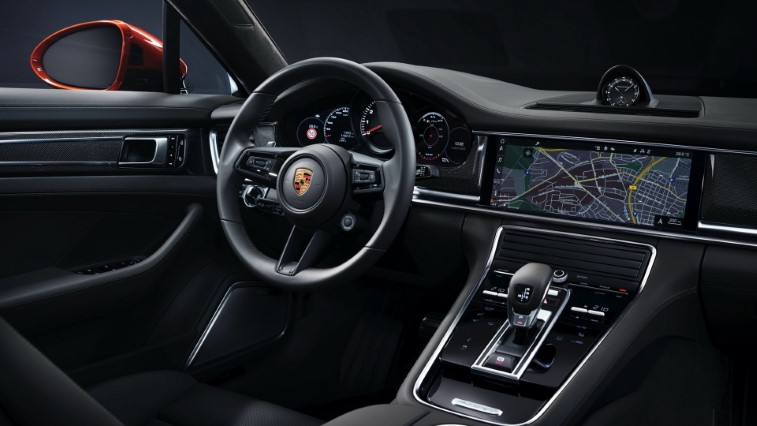 2021 Porsche Panamera resim galerisi (27.08.2020)