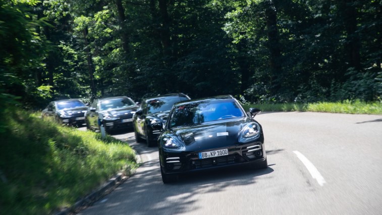 2021 Porsche Panamera resim galerisi (27.08.2020)