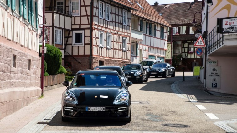 2021 Porsche Panamera resim galerisi (27.08.2020)