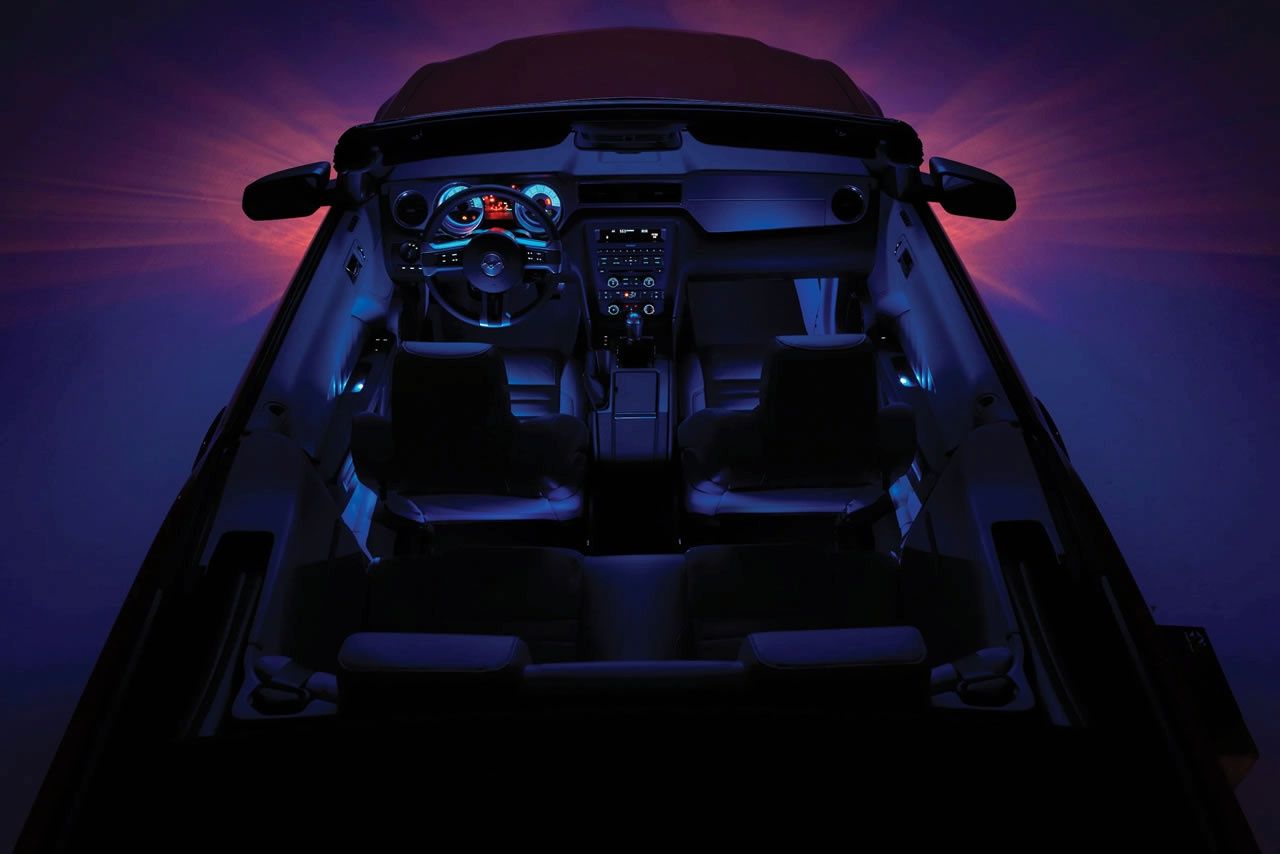 FORD MUSTANG (2010) GALER