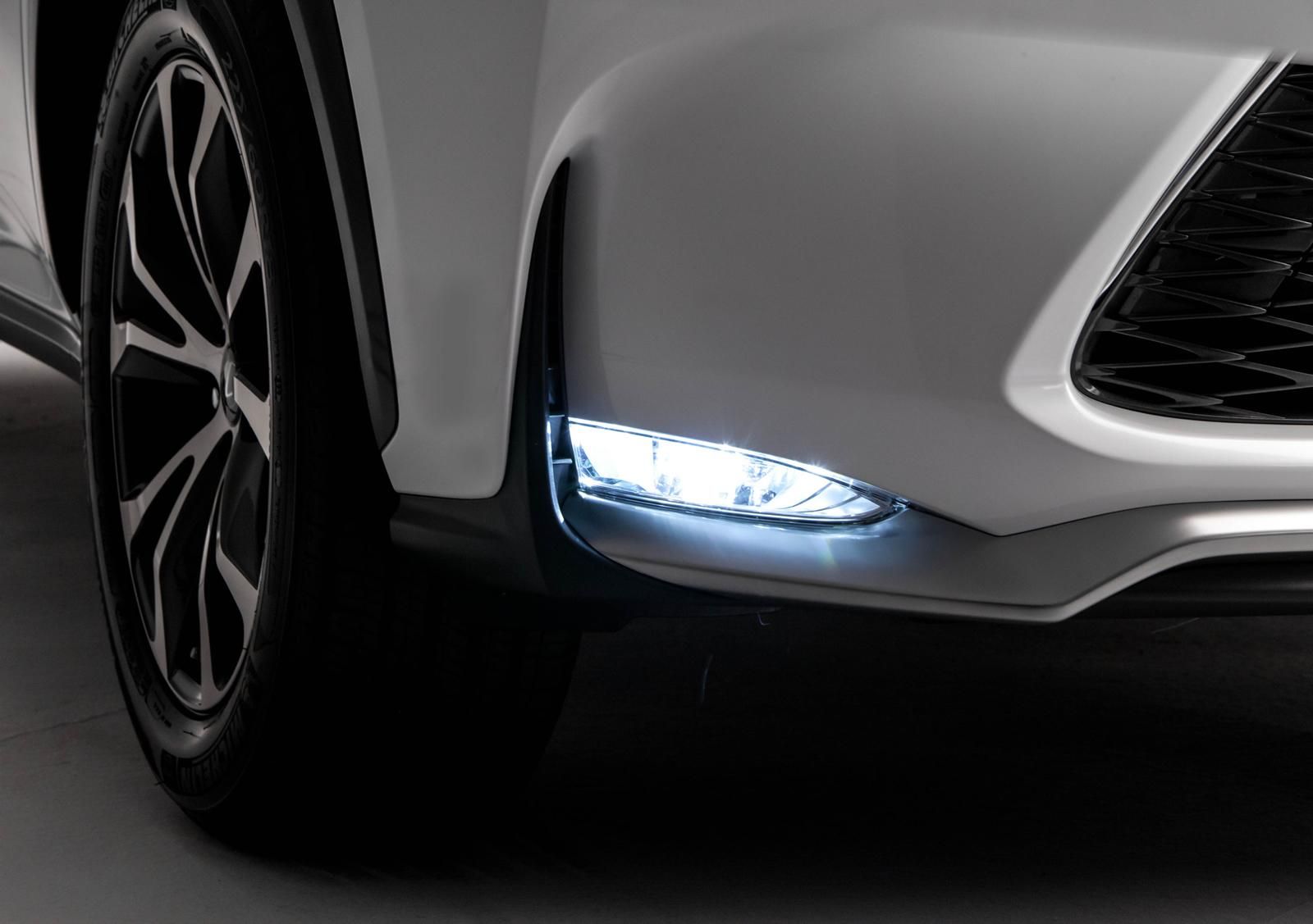 YEN 2015 LEXUS NX DETAYLI RESM GALERS