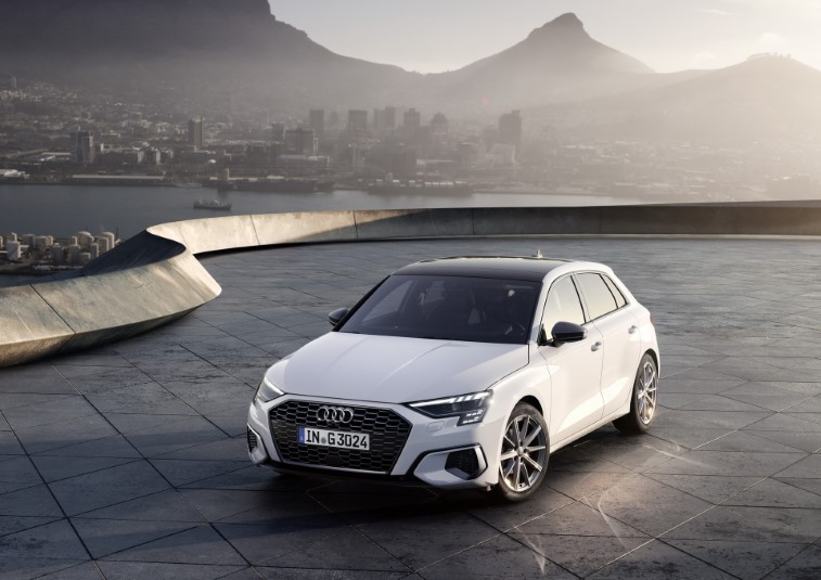 2021 Audi A3 Sportback 30 G-Tron resim galerisi (20.09.2020)