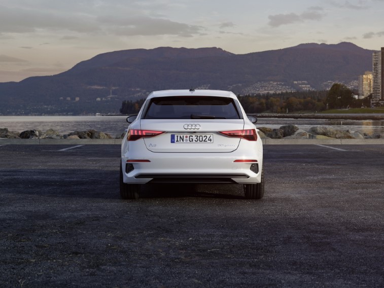 2021 Audi A3 Sportback 30 G-Tron resim galerisi (20.09.2020)