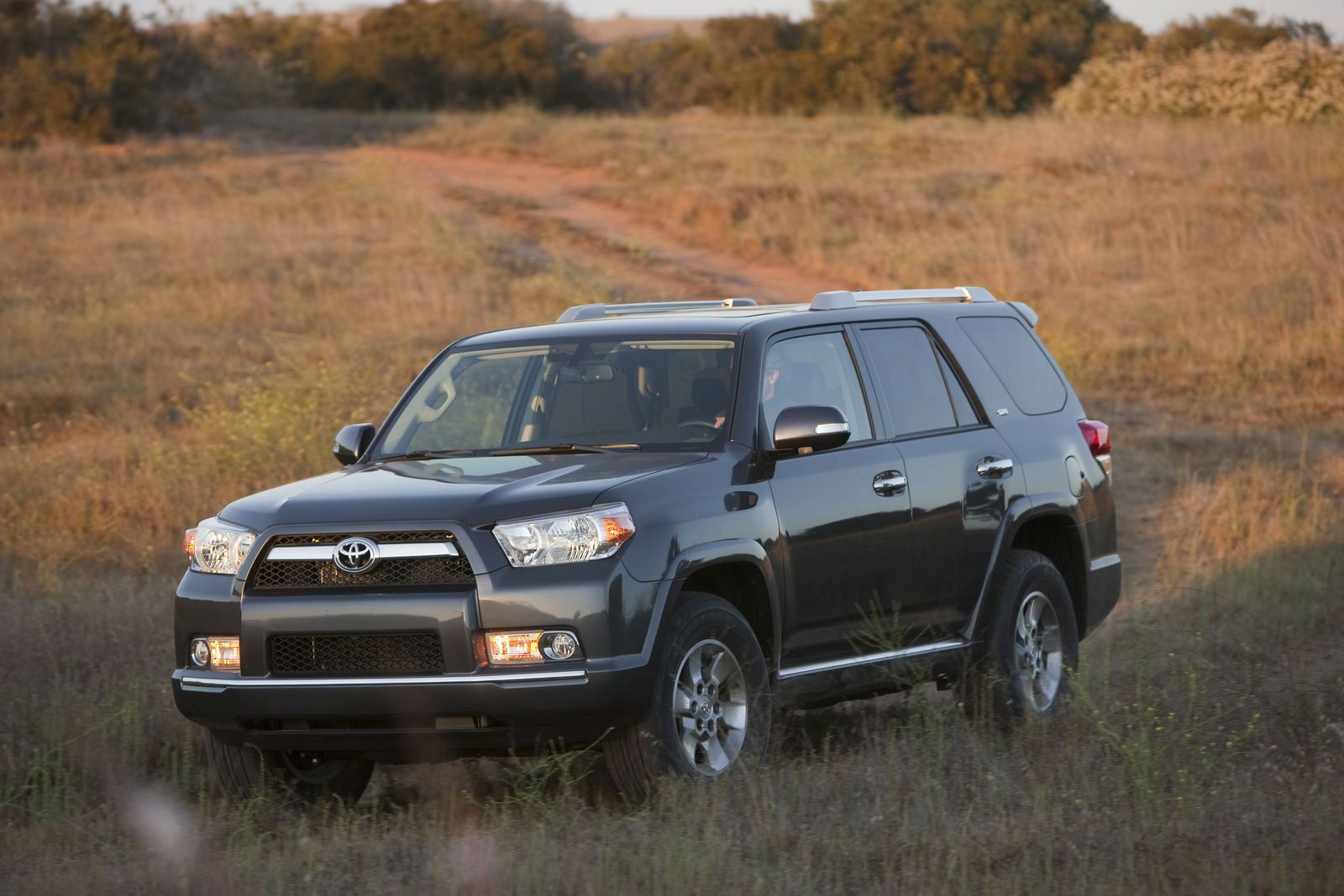 TOYOTA 4RUNNER (2010) GALER