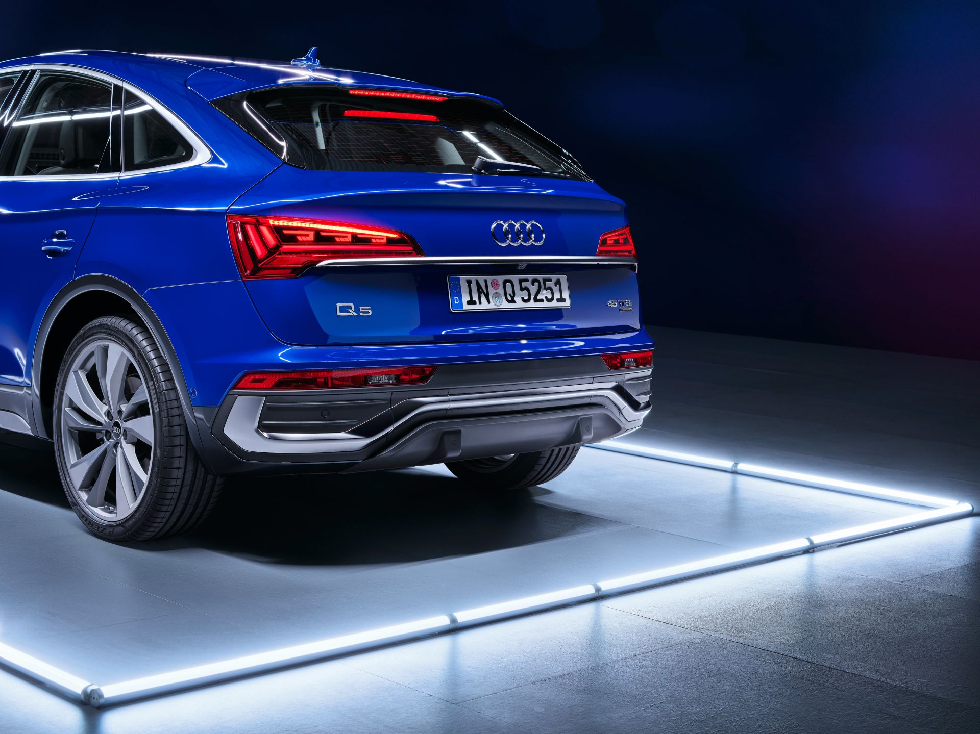 2021 Audi Q5 Sportback resim galerisi (27.09.2020)