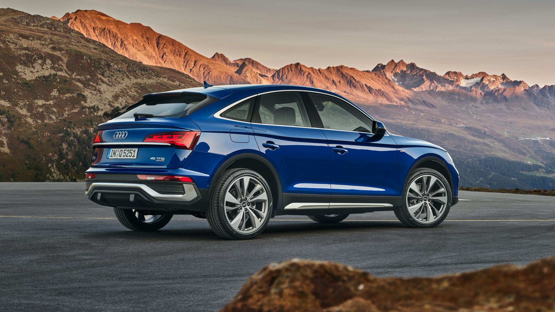 2021 Audi Q5 Sportback resim galerisi (27.09.2020)